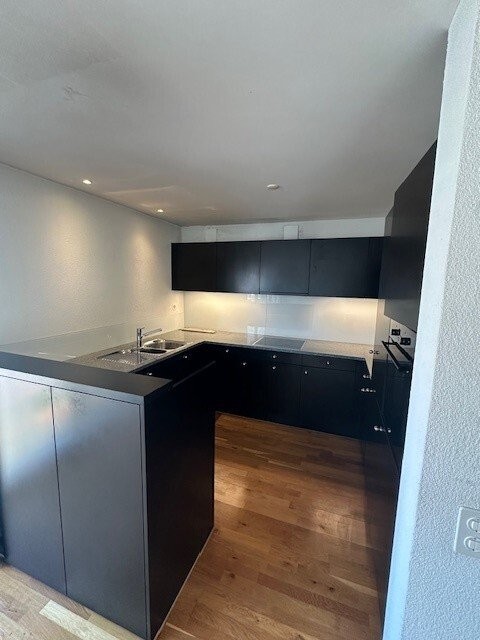 Toplage in Wallisellen: Wo modernes Wohnen auf City-Lifestyle trifft. 2