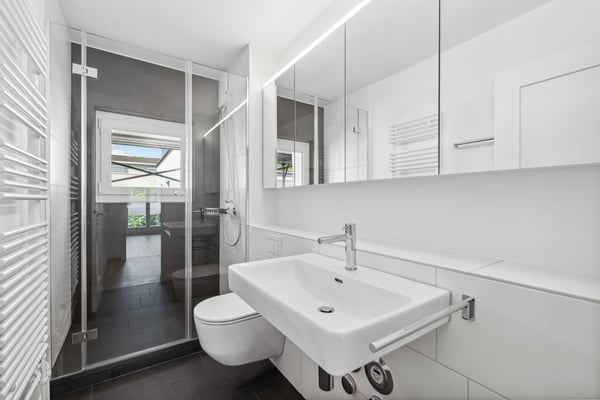 frisch sanierte 1-Zimmer-Wohnung in ruhiger Liegenschaft 4