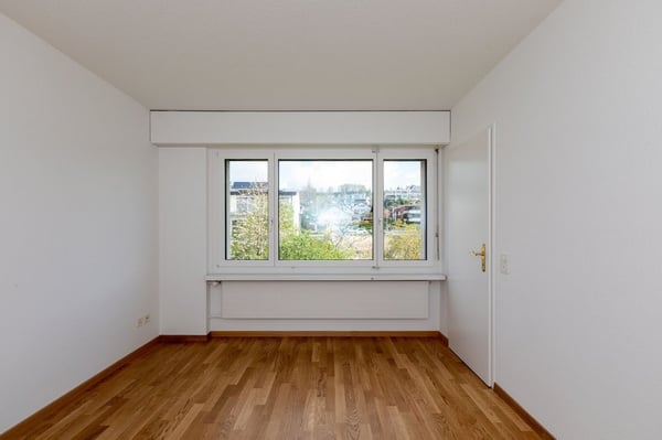 Seeblick & Sommerlicht - Ihre neue Wohnung in Männedorf 6