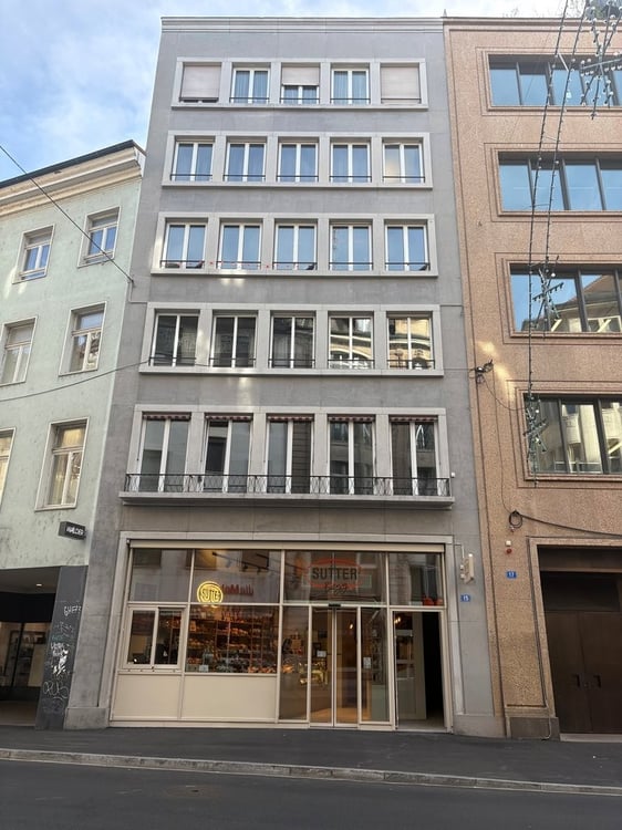 Business-Hotspot: Moderne Praxis-/Büroraum an Top Lage 2