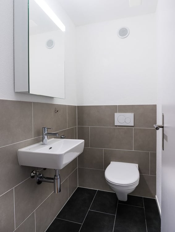 Moderne 1.5-Zimmer-Wohnung mit Balkon und Waschturm 9