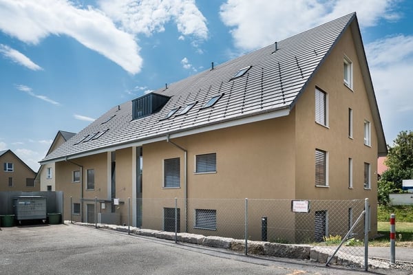 Moderne 1.5-Zimmer-Wohnung mit Balkon und Waschturm 2