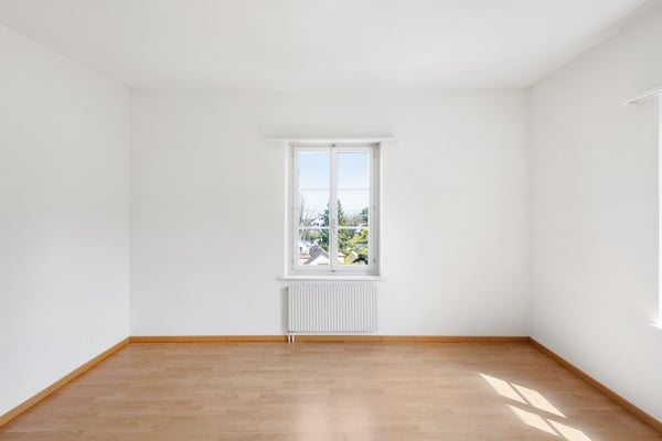 grosszügige 1.5 Zimmer-Wohnung - an sonniger, Lage mit Seeblick 5