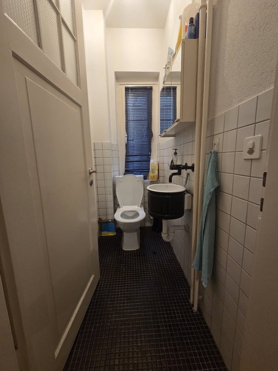 Grosszügige 1.5-Zimmer-Wohnung an begehrter Lage im Kreis 6 7