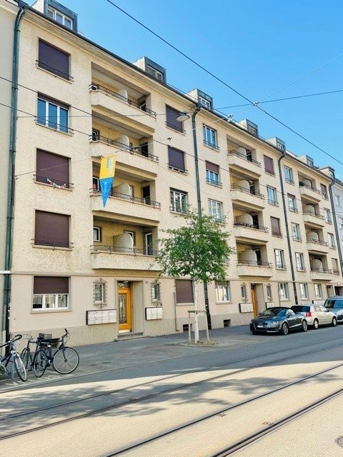 Mansardenzimmer nähe Gewerbeschule & Bad. Bahnhof KEINE WOHNUNG 2