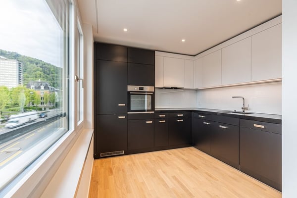 Moderne, lichtdurchflutete Wohnung 2