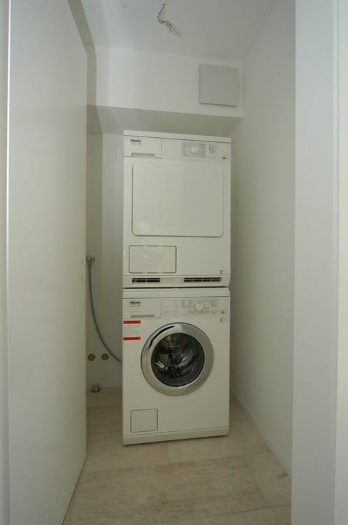 helle und geräumige 3.5 Zimmer Maisonettewohnung zu vermieten 6
