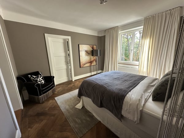 Stilvolle 4-Zimmer-Altbauwohnung in Zürich Wiedikon zu vermieten 5