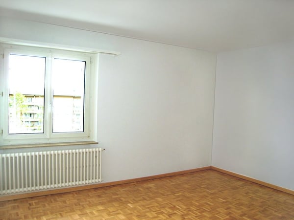 Grosszügige 4.5-Zimmerwohnung in gepflegter Liegenschaft zu vermieten 5