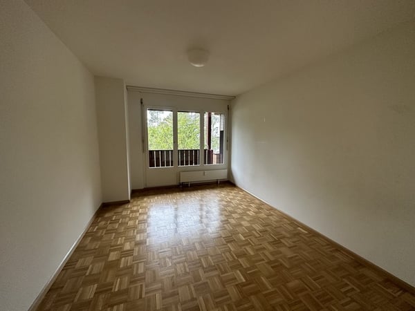 Familienfreundliche 4-Zimmerwohnung mit Gartensitzplatz 6