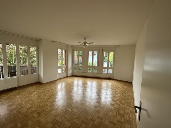 Familienfreundliche 4-Zimmerwohnung mit Gartensitzplatz 3