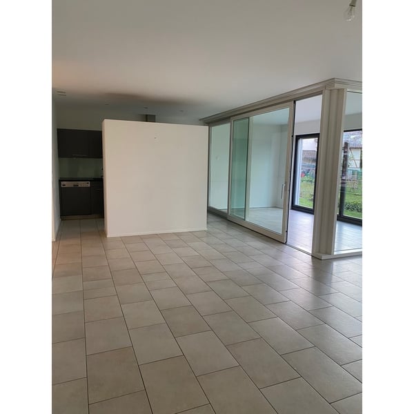 Perfekt Stadt nah und modern 4