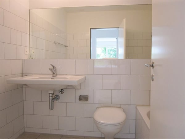Perfekt Stadt nah und modern 9