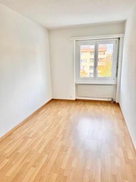 Attraktive 3.5-Zimmer-Wohnung mit moderner Küche und Blick ins Grüne 4