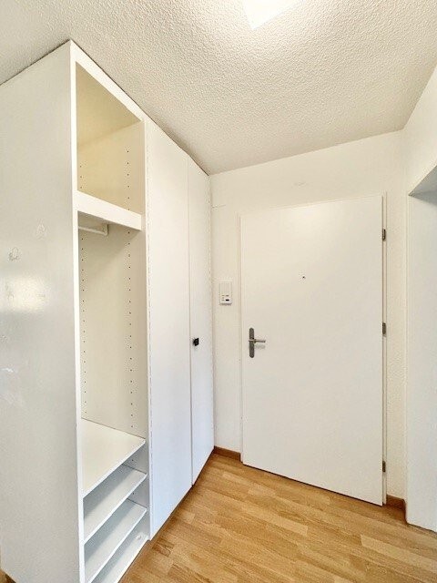 Attraktive 3.5-Zimmer-Wohnung mit moderner Küche und Blick ins Grüne 2