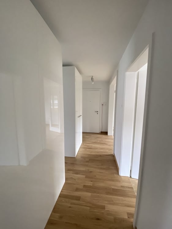 frisch sanierte 3-Zimmer-Wohnung in ruhiger Liegenschaft 8