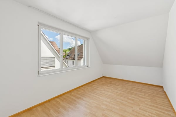 Naturnah wohnen mit besonderem Extra 4.5-Zi.Whg mit eigenem Dachspitz 5