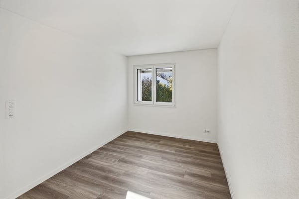 Helle 4.5 Zimmer-Wohnung in ruhiger Umgebung 8
