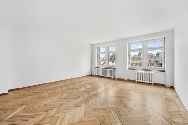 Helle 3.5 Zimmer-Altbauwohnung mit grosszügiger Aussicht 10