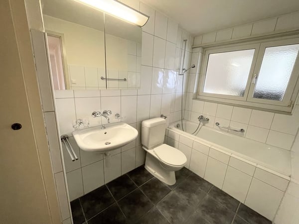 Helle, gepflegte Wohnung mit Balkon! 4