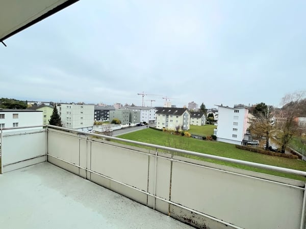 Helle, gepflegte Wohnung mit Balkon! 9