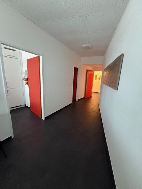Gewerberäume mit separatem Eingang im Dreispitz zu vermieten! 4