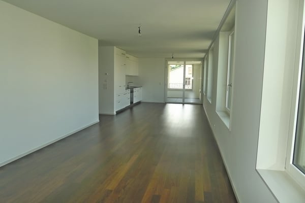 Moderne 2.5-Zimmerwohnung an zentraler Lage 2