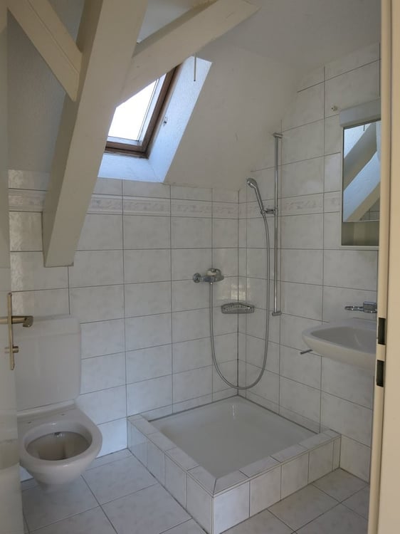 Schöne Dachwohnung in Schlieren zu vermieten per 01.10.2026 5