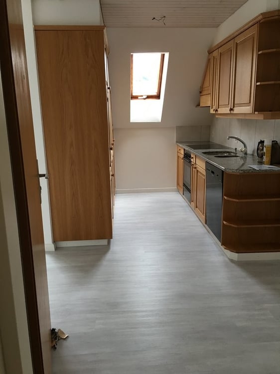 Schöne Dachwohnung in Schlieren zu vermieten per 01.10.2026 2