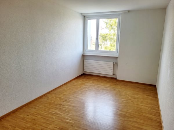 schöne 2.5-Zimmerwohnung an ruhiger Lage 8