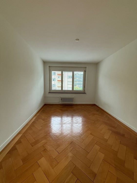 Zentral gelegene Wohnung im Kreis 3 per sofort zu vermieten 2