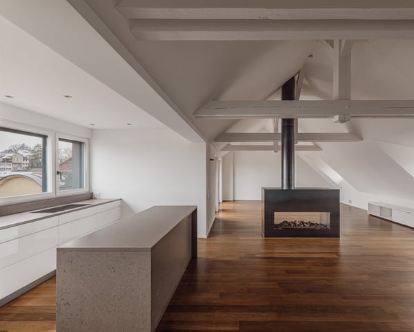 Einzigartige 2.5-Zimmer-Wohnung mit Panoramablick über Zürcher Skyline 2