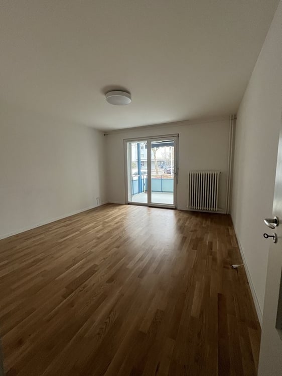 Zentrale 2.5-Zimmer-Wohnung in Dietikon zum vermieten 3