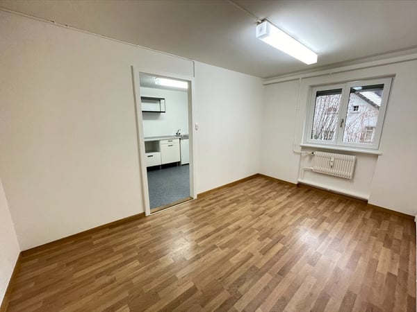 An sonniger, ruhiger Lage- Singelwohnung am Rosenberg! 2