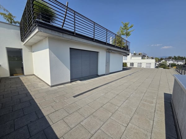 Wohntraum mit 137 m2 Terrasse. 5.5-Zimmer-Attikawohnung in Uerikon 9