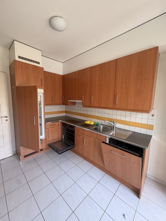 2 ½ Zimmer-Wohnung, 4056 Basel 1