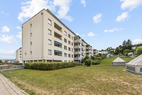 Attraktive 3.5 Zimmer-Wohnung mit grosszügigem Balkon in Wittenbach 1