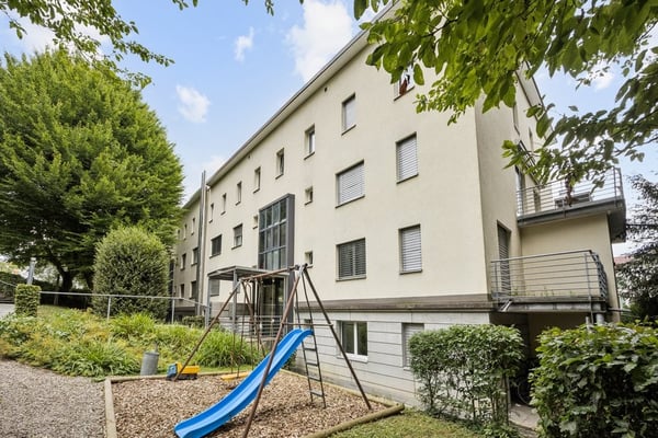 Charmante 2.5 Zimmer-Dachwohnung in St. Gallen 1