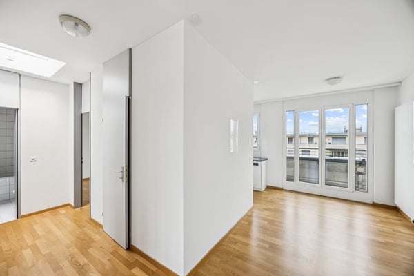 Attraktive 3.5 Zimmer-Wohnung mit grosszügigem Balkon in Wittenbach 4