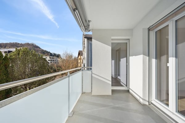 Grosse, helle Wohnung in Thürnen zu vermieten! 2