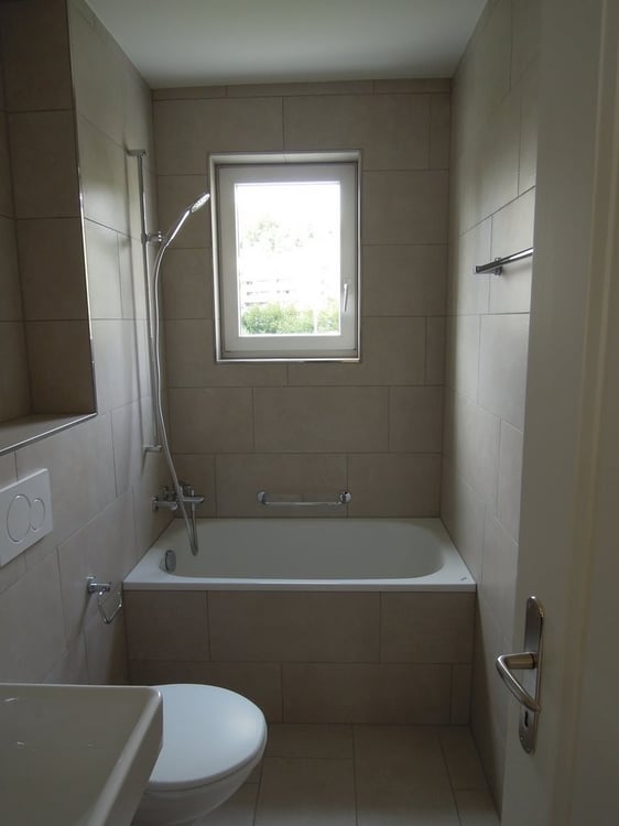 Frisch sanierte Wohnung, ruhig und doch zentral gelegen 8