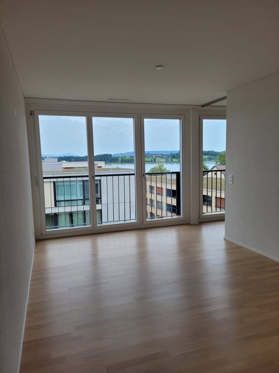 Attraktive 2.5 Zimmer Wohnung im Zentrum von Pfäffikon ZH 4