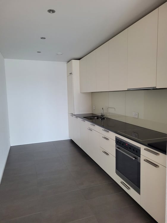 Attraktive 2.5 Zimmer Wohnung im Zentrum von Pfäffikon ZH 2