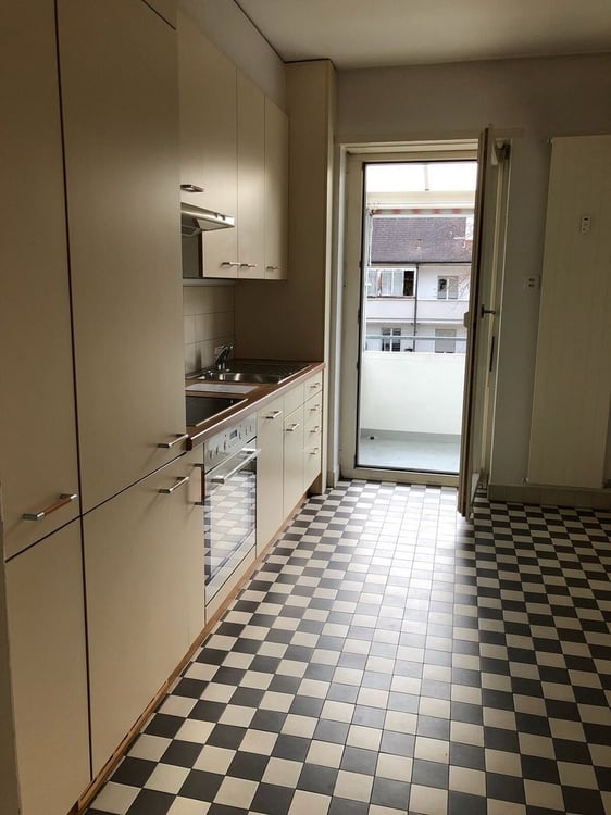 Attraktive 1-Zimmerwohnung mit Rheinblick 2