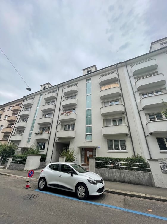 Attraktive 1-Zimmerwohnung mit Rheinblick 1