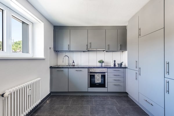 Grosszügige Charmante Wohnung zu vermieten 3