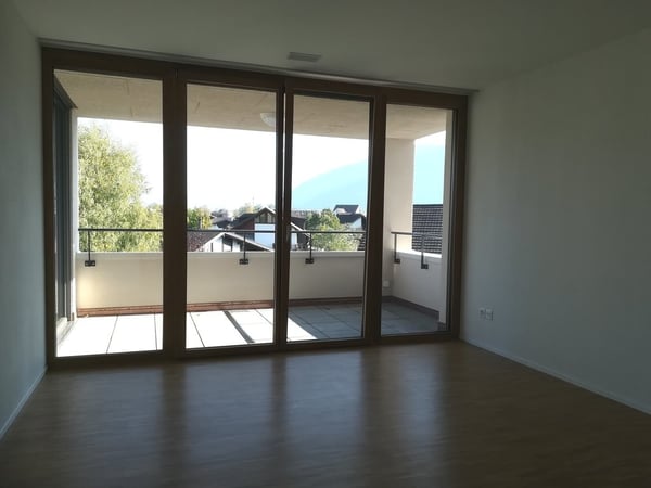 Top moderne attraktive 2.5 Zimmer-Wohnung zu vermieten 5