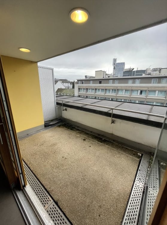 Erstklassige 2.5-Zimmer-Wohnung direkt an der Heuwaage 7