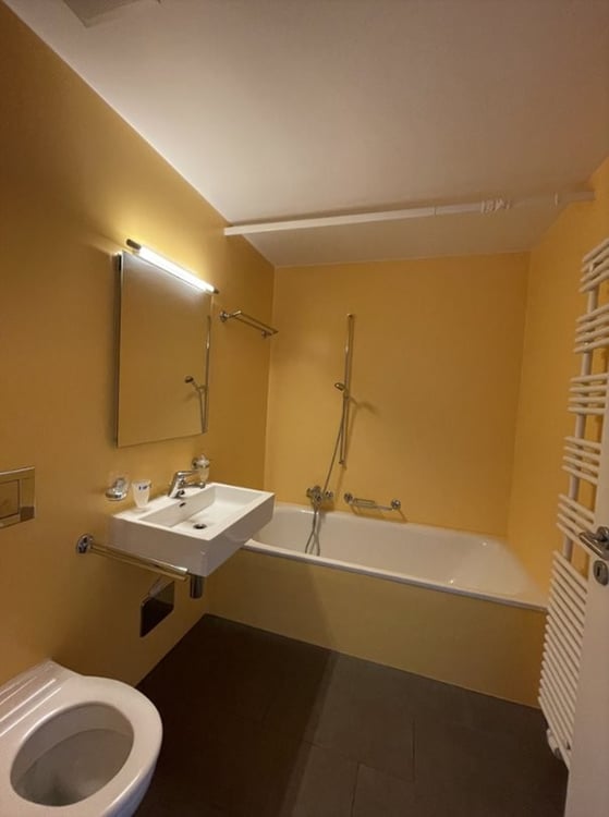 Erstklassige 2.5-Zimmer-Wohnung direkt an der Heuwaage 5