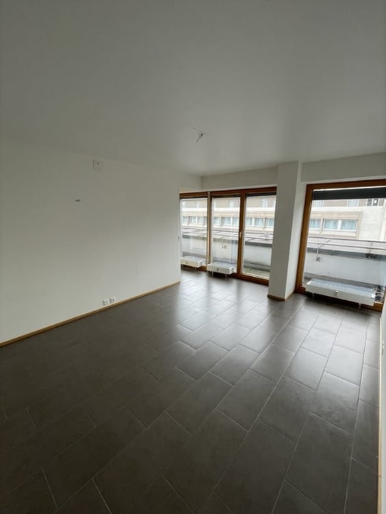 Erstklassige 2.5-Zimmer-Wohnung direkt an der Heuwaage 3